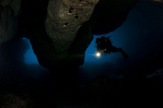 Comino cave 2.jpg